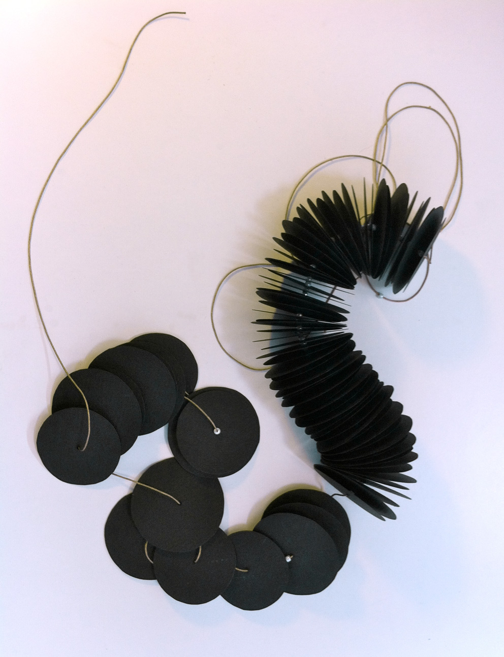 Lei en Papier Canson Noir - Annette Hormann