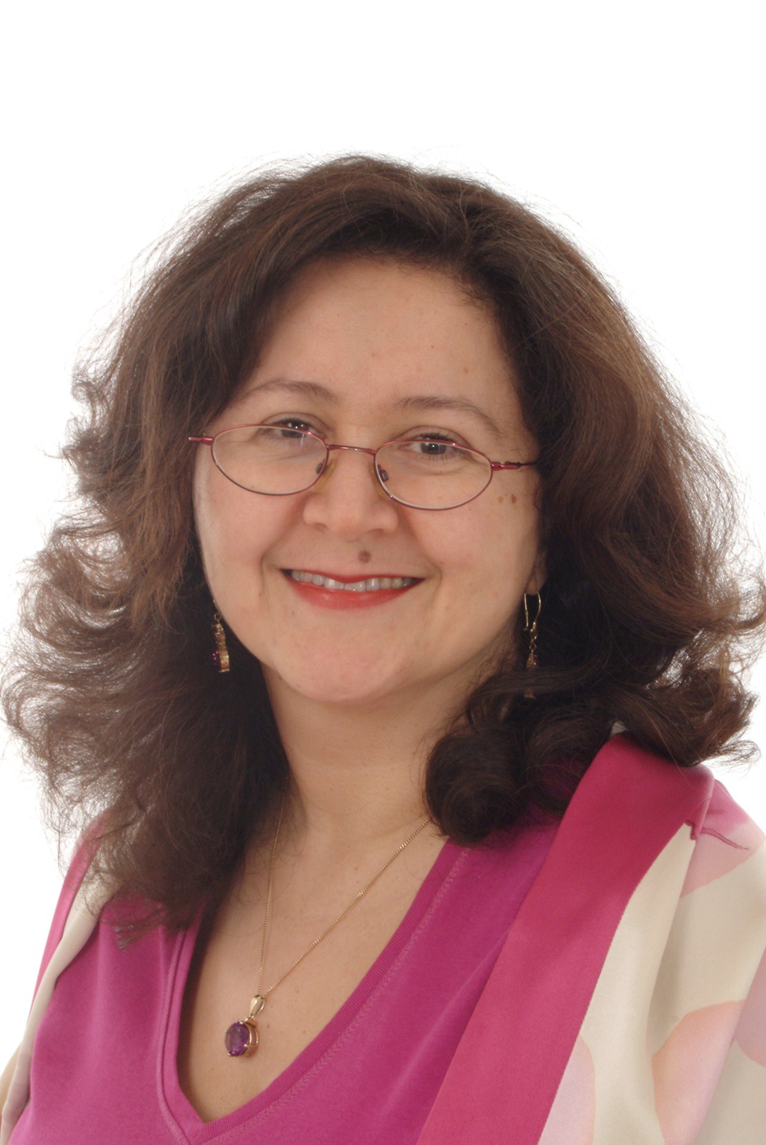 Sandra Hillawi Sandra Hillawi